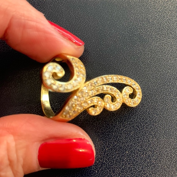 Stunning Yellow Gold Plated (Silver) Cocktail Ring with Sparkling CZ Stones - Picture 2 of 3